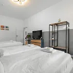 High-quality, Comfortable, Fully Equipped, 6 Beds 아파트 *