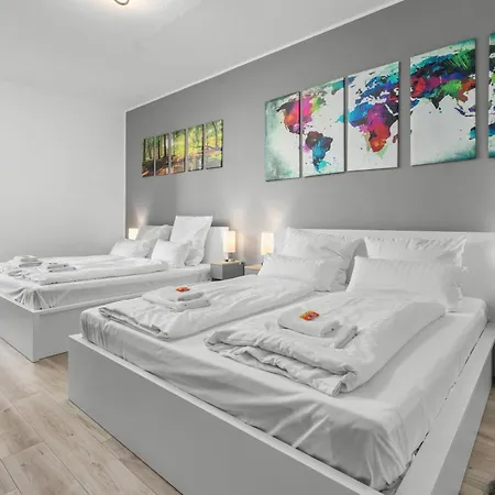 High-quality, Comfortable, Fully Equipped, 6 Beds Lägenhet