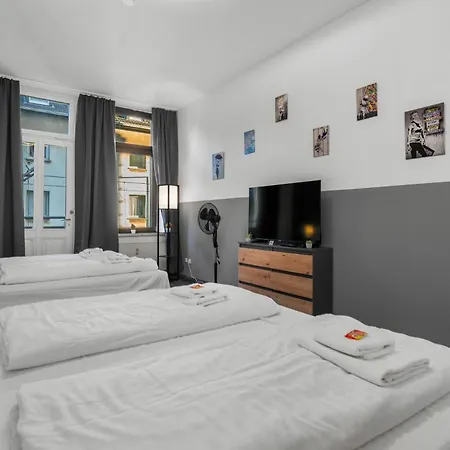 Federnest Living High-quality, Comfortable, Fully Equipped, 6 Beds *