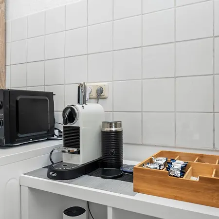 High-quality, Comfortable, Fully Equipped, 6 Beds Daire Duisburg