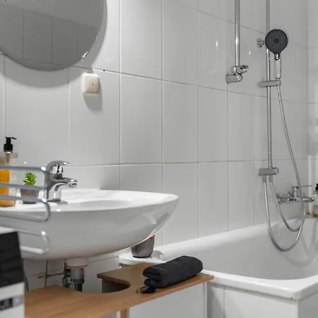 Federnest Living High-quality, Comfortable, Fully Equipped, 6 Beds *